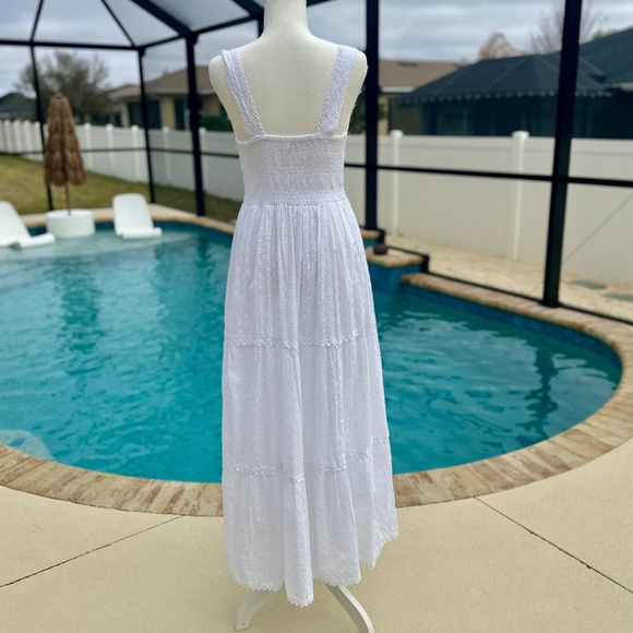 Magic, Sleeveless Eyelet Embroidered Tiered Maxi Dress, Size M - Picture 2 of 12